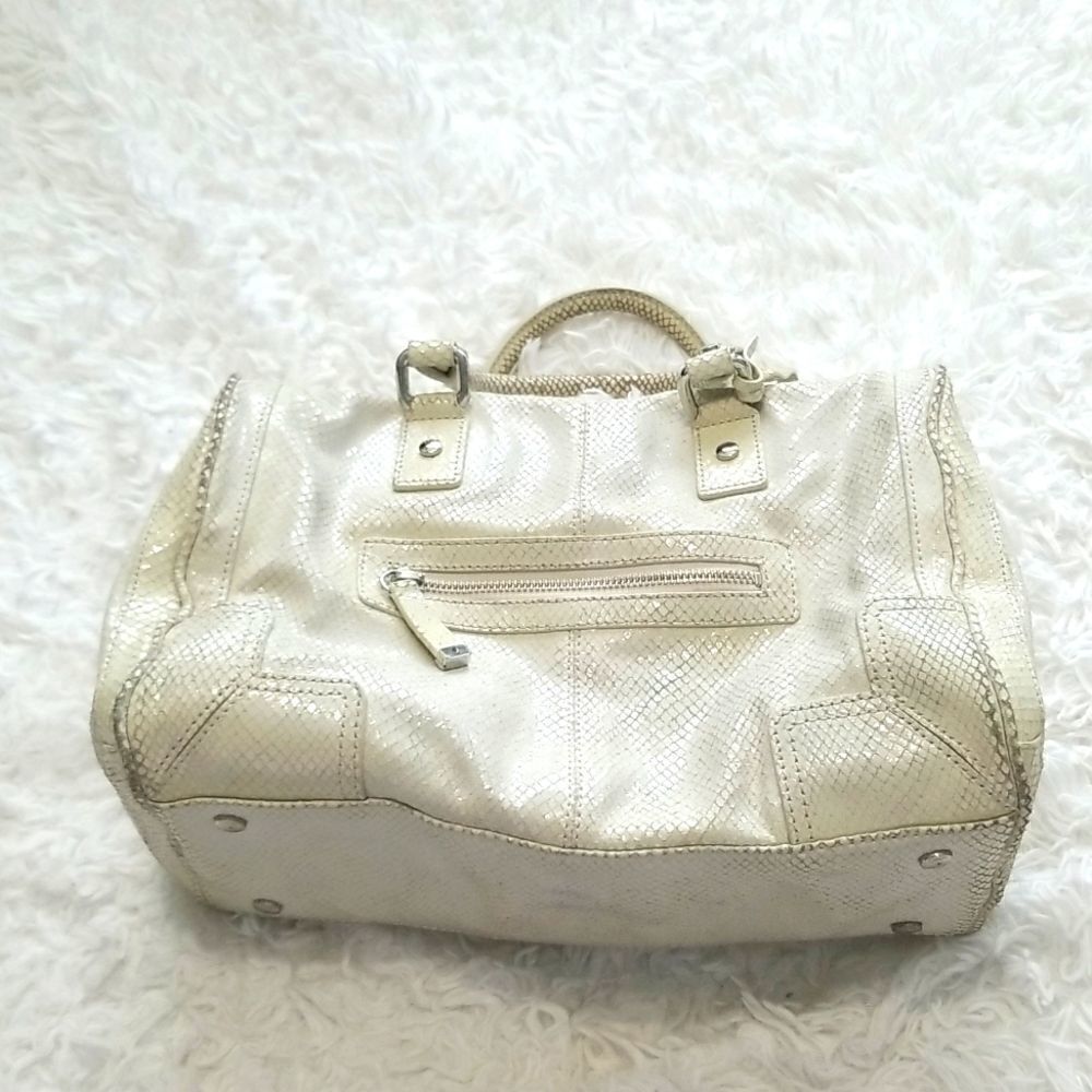 Calvin Klein Cream Handbag Sz Medium - Picture 2 of 10